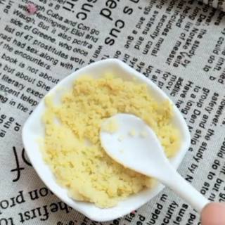 Egg Yolk Rice Noodles recipe