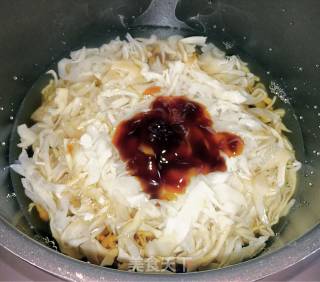 Oatmeal Noodles with Crispy Bamboo Shoots and Minced Pork recipe