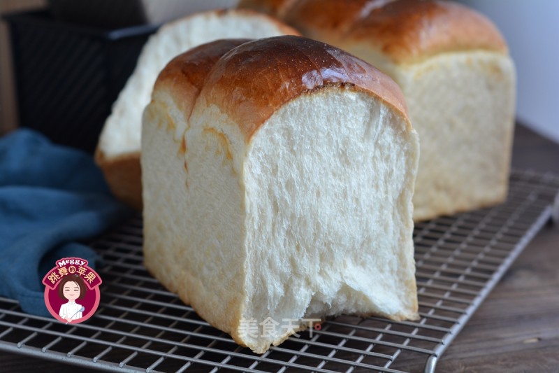 Medium Whipped Cream Toast recipe