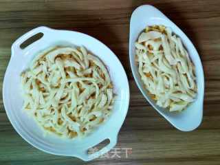 Baked Golden and Silver Potato Paste with Cheese recipe