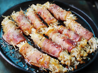 Sizzling Bacon and Enoki Mushroom Roll recipe