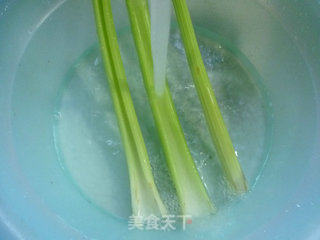 Stir-fried Celery with Mustard recipe