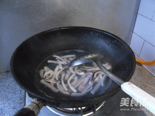 Squid Sticks Fried with Chives recipe