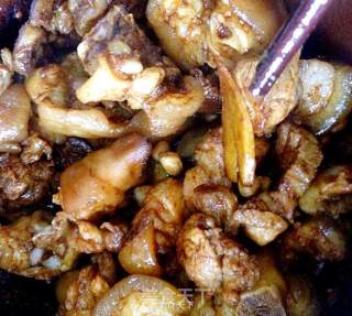 Braised Pork Knuckles with Spiced Peanuts recipe