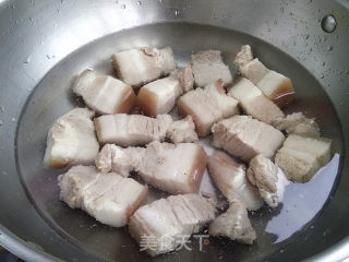 Braised Pork Stew with Lotus Root recipe
