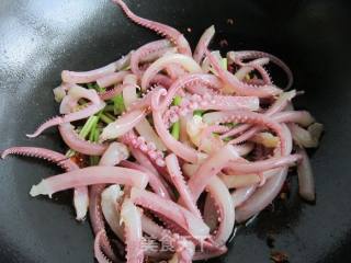 Spicy Squid Whisk recipe