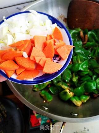 Stir-fried Pork with Peppers recipe