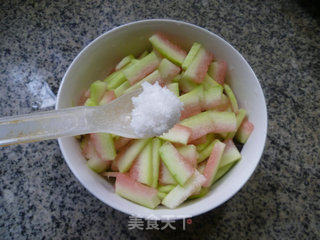 Black Fungus Mixed with Watermelon Rind recipe