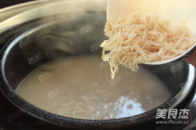 Congee with Scallops and Shredded Chicken recipe