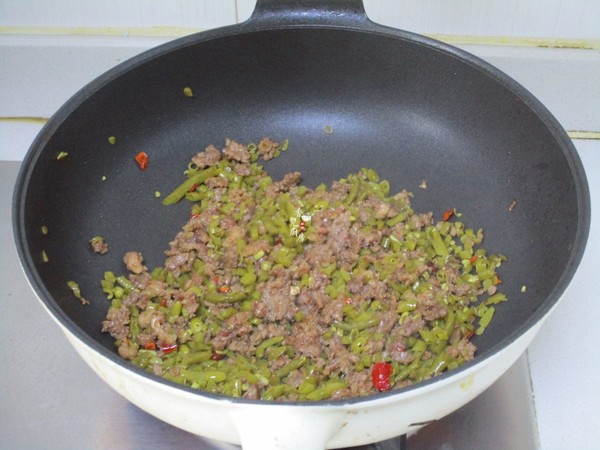 Stir-fried Minced Pork with Capers recipe