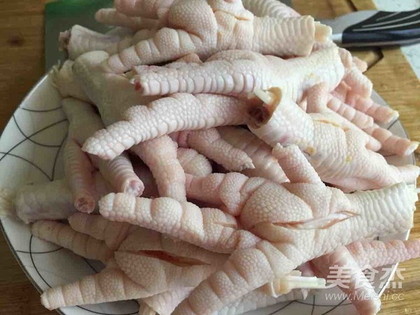 Hot Pot Chicken Feet recipe