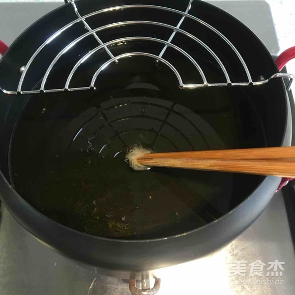 Qianwei·sauerkraut Stir-fried Tangyuan recipe