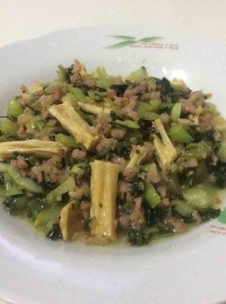 Stir-fried Minced Pork with Greens and Yuba recipe