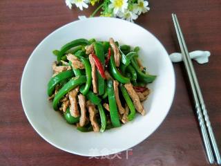 Stir-fried Shredded Pork with Green Pepper recipe