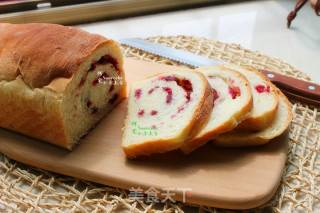 Soft and Delicious, Purple Sweet Potato Bread recipe