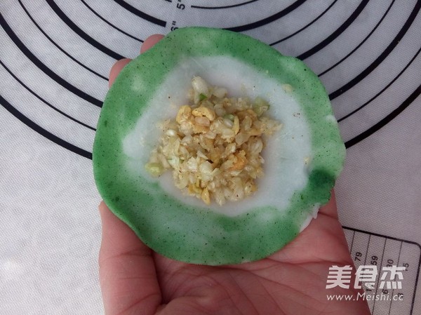 Crystal Cabbage Steamed Dumplings recipe