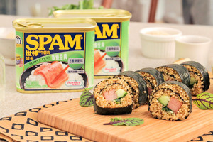 Luncheon Meat Quinoa Sushi recipe