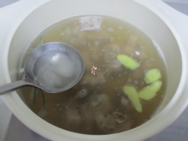 Yam Black Fungus Pork Rib Soup recipe