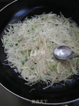 Pan-fried Potato Shreds recipe