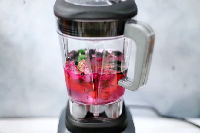 Dragon Fruit Mulberry Strawberry Juice recipe