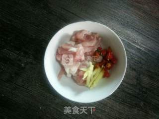 Stir-fried Pork with Garlic recipe