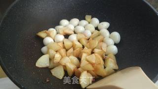 Braised Potatoes and Quail Eggs recipe