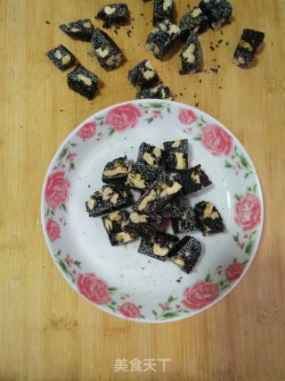 Walnut Sesame Candy recipe