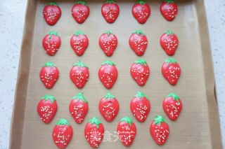 #四session Baking Contest and is Love to Eat Festival#french Strawberry Macarons recipe