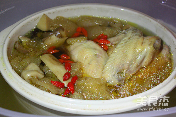 Stewed Boy Chicken with Mushrooms recipe