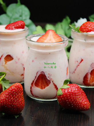 Strawberry Milkshake recipe