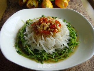 Radish Mixed with Bean Sprouts recipe