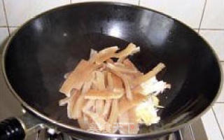 A Beauty Dish that Never Goes Out of Style-stewed Pork Skin with Yam recipe