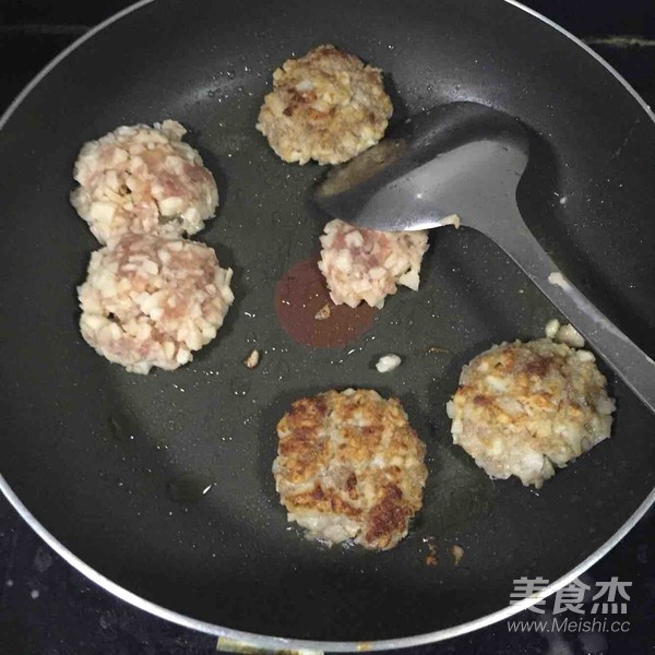 Pan-fried Lotus Root Cake recipe