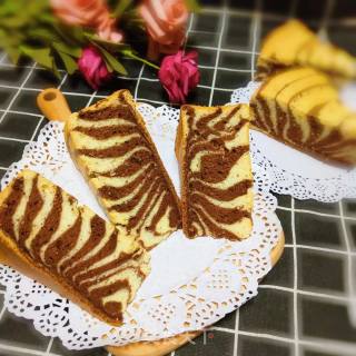 Yogurt Zebra Pattern Cake recipe