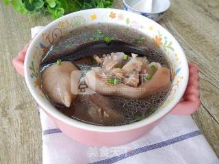 Ganoderma Lucidum Stewed Pig's Trotters recipe