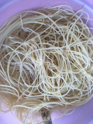 Cold Mineral Noodles recipe
