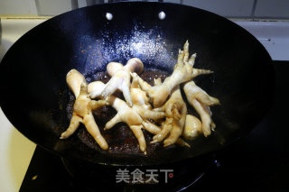 Roasted Chicken Feet with Carrots recipe