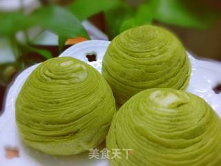 Matcha Spiral Pastry recipe