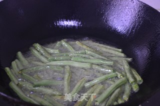 Stir-fried Carob recipe