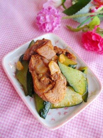Fried Duck with Cucumber