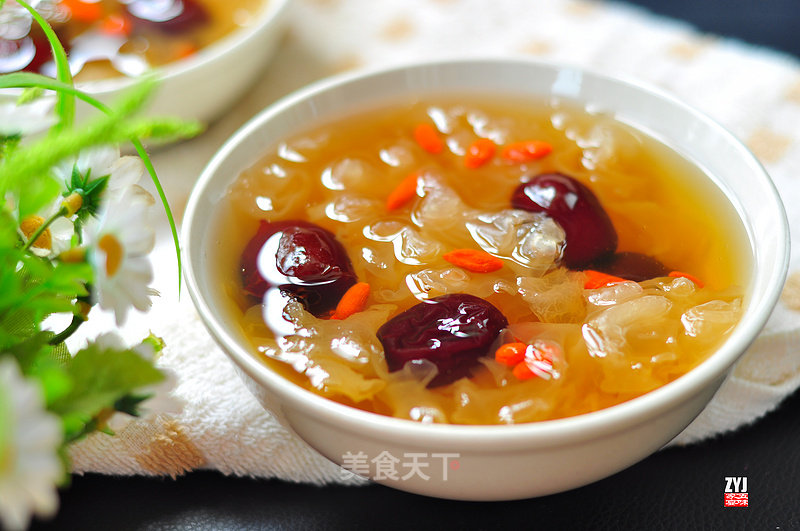 Jujube and Tremella Soup recipe