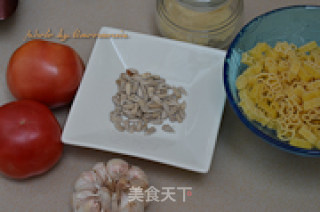 Cartoon Noodles with Garlic Nuts recipe