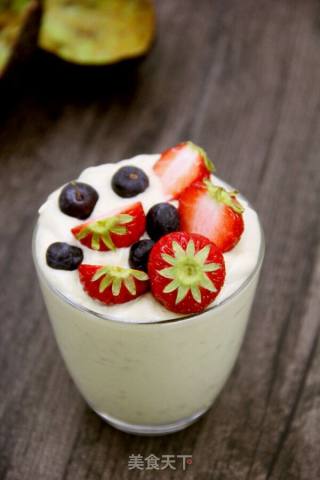 Avocado Yogurt Shake recipe