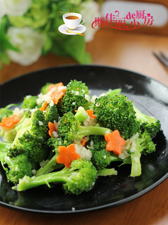 Stir-fried Broccoli with Garlic recipe
