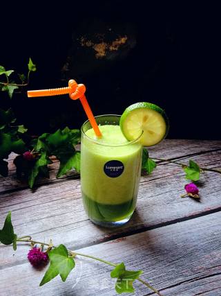 Freshly Squeezed Melon Juice recipe