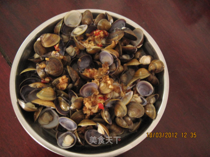 Super Simple Steamed Clams recipe