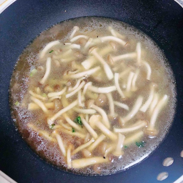 Crab Flavor Mushroom Bone Soup Vermicelli Pot recipe