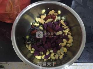 Purple Sweet Potato Grain Soy Milk recipe