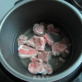 Pork Bone Noodles, Tofu and Pork Blood Soup recipe