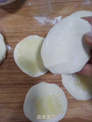 Four-color Steamed Spring Cake recipe